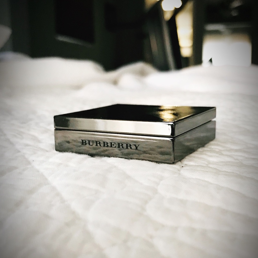 Used Burberry Khaki eyeshadow